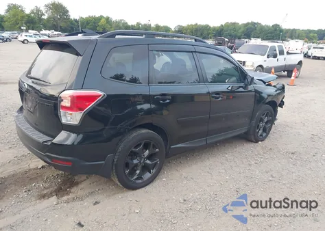 2018 Subaru Forester 2.5I Premium z USA, uszkodzony, nr VIN JF2SJAGC6JH589636